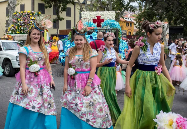 Funchal Madeira Portugal April 2018 Last Moments Parade People Colorful — Stock Photo, Image