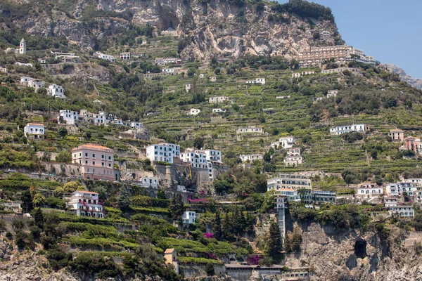Ville Appartamenti Esclusivi Sulla Costa Rocciosa Amalfi Campania Italia — Foto Stock
