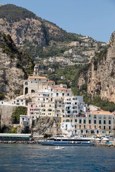 Amalfi Itália Junho 2017 Amalfi Visto Mar Costa Amalfitana Região — Fotografia de Stock