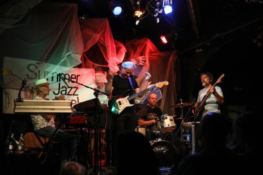 Cracow, Polonya - 25 Haziran 2018: Laboratorium canlı yaz Caz Festivali'nde Krakow'da gerçekleştirir, 500'den fazla caz müzisyenleri gerçekleştirir ve 150'den fazla konser ev sahipliği yapacak festival 23 sürümüdür