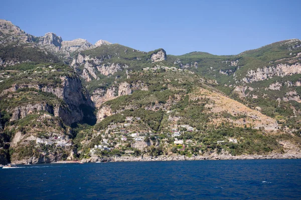 Amalfi Coast Amalfi ve Positano arasında bir görüntü. Campania. İtalya