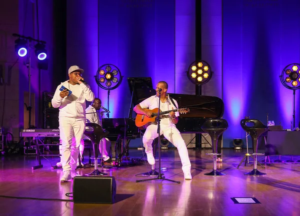 Krakov, Polonya - 8 Temmuz 2018: 6 konferans salonu en fazla Uj yaz Caz Festivali'nde Krakow'da sahnede canlı alın. Polonya