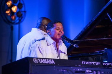 Krakov, Polonya - 8 Temmuz 2018: 6 konferans salonu en fazla Uj yaz Caz Festivali'nde Krakow'da sahnede canlı alın. Polonya