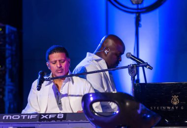 Krakov, Polonya - 8 Temmuz 2018: 6 konferans salonu en fazla Uj yaz Caz Festivali'nde Krakow'da sahnede canlı alın. Polonya