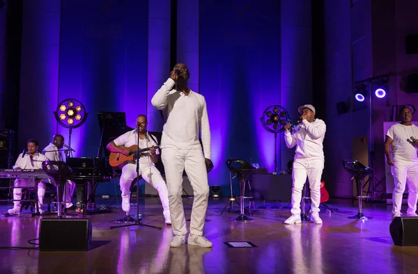 Krakov, Polonya - 8 Temmuz 2018: 6 konferans salonu en fazla Uj yaz Caz Festivali'nde Krakow'da sahnede canlı alın. Polonya