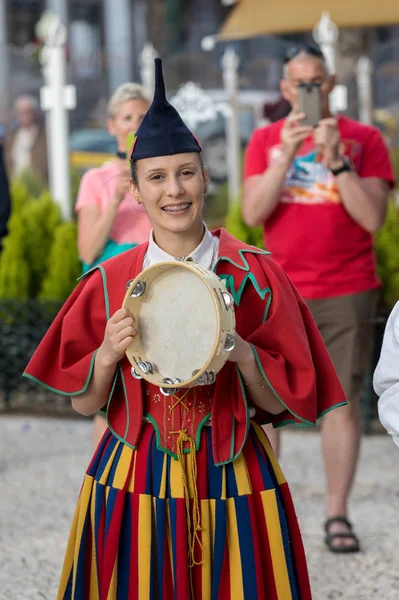 Funchal Portugal April 2018 Volksmusiker Und Tänzer Treten Auf Der — Stockfoto