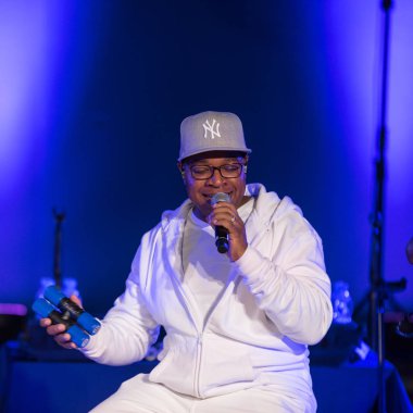 Krakov, Polonya - 8 Temmuz 2018: 6 konferans salonu en fazla Uj yaz Caz Festivali'nde Krakow'da sahnede canlı alın. Polonya