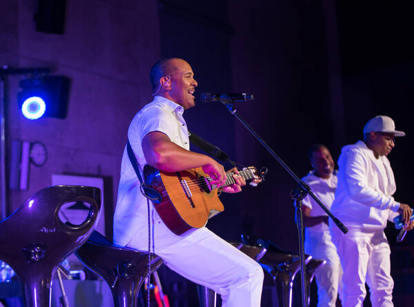 Краков, Польша - 8 июля 2018 года: 6 концертов на сцене Auditorium Maximum UJ на Летнем джазовом фестивале в Кракове. Польша
