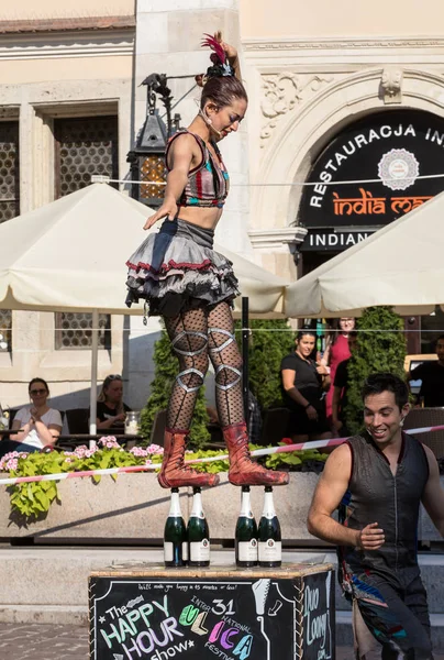 Krakov Polsko Července 2018 Výkon Happy Hour Show Prováděné Duo — Stock fotografie