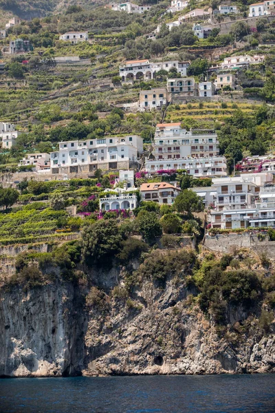 Exkluzivní Vily Apartmány Skalnatém Pobřeží Amalfi Kampánie Itálie — Stock fotografie