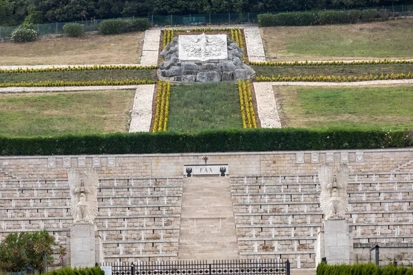 Montecassino Giugno 2017 Cimitero Guerra Polacco Montecassino Necropoli Soldati Polacchi — Foto Stock