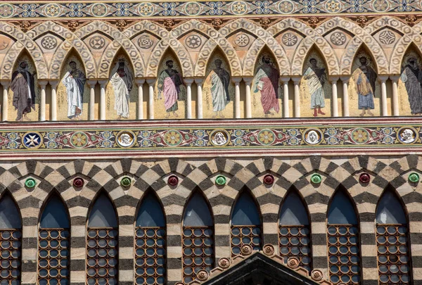 Фасад Собора Святого Андрея Амальфи Италия — стоковое фото