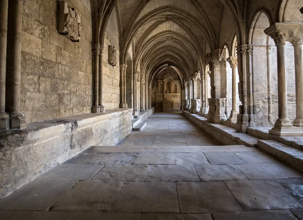 Arles Ranska Kesäkuuta 2017 Saint Trophimen Katedraalin Romaaninen Luostari Arlesissa — kuvapankkivalokuva