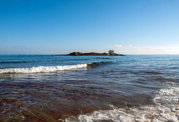 Pittoresca Piccola Cappella Sull Isola Fronte Alla Spiaggia Malia Creta — Foto Stock