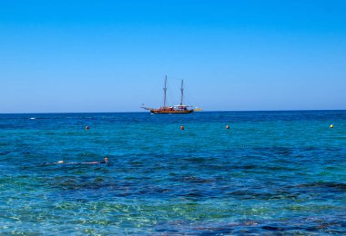 Eski stil yelken tekne Malia Girit, Geece yakınındaki