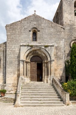 Saint Vincent Kilisesi, Ortaçağ köyü Les Baux de Provence, Bouches du Rhone, Provence, Fransa
