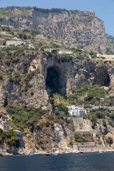 Exkluzivní Vily Apartmány Skalnatém Pobřeží Amalfi Kampánie Itálie — Stock fotografie