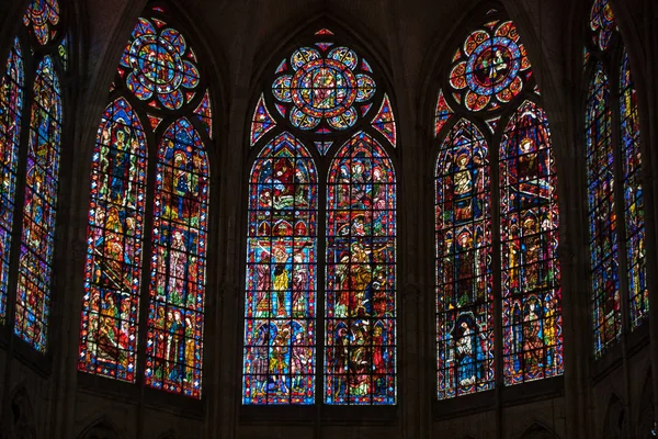 Troyes Frankrike Augusti 2018 Färgglada Färgade Glasfönster Troyes Cathedral Tillägnad — Stockfoto