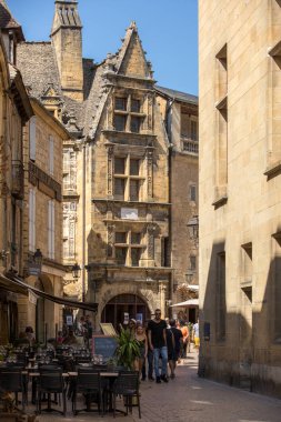 Sarlat, Fransa - 2 Eylül 2018: Maison de la Boetie Sarlat - Rönesans evin içinde Etienne de la Boetle, arkadaşı Michel de Montaigne doğdu. Dordogne bölümü, Aquitaine, Fransa
