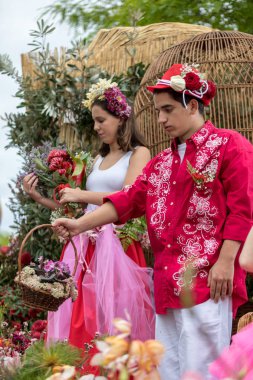 Funchal; Madeira; Portekiz - 22 Nisan; 2018: Funchal şehir Madeira Adası Madeira çiçek Festivali yıllık geçit. Portekiz.