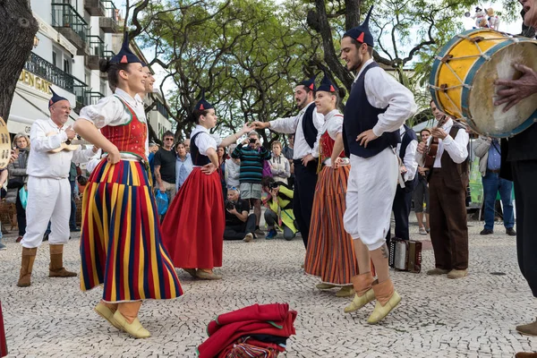 Funchal Portugalsko Dubna 2018 Lidových Hudebníků Tanečníků Avenida Arriaga Funchal — Stock fotografie