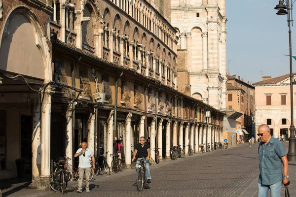 Ferrara Itália Junho 2017 Loggia Dos Mercadores Longo Lado Ferrara — Fotografia de Stock