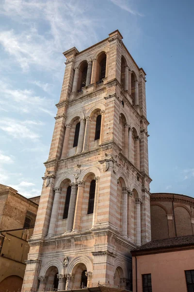 Campanario Catedral San Giorgio Ferrara Italia —  Fotos de Stock