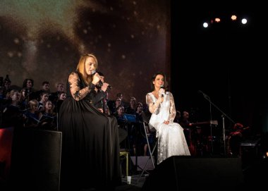 Krakov, Polonya - 7 Aralık 2018: multimedya Noel hitabet - Varşova Futura ve koro Fermata tarafından gerçekleştirilen Bethlehem için. Cracow. Polonya