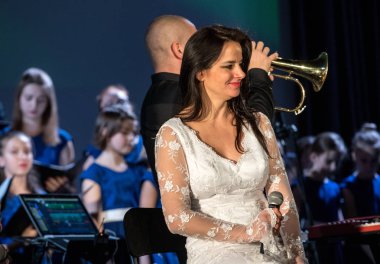 Krakov, Polonya - 7 Aralık 2018: multimedya Noel hitabet - Varşova Futura ve koro Fermata tarafından gerçekleştirilen Bethlehem için. Cracow. Polonya