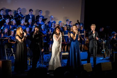 Krakov, Polonya - 7 Aralık 2018: multimedya Noel hitabet - Varşova Futura ve koro Fermata tarafından gerçekleştirilen Bethlehem için. Cracow. Polonya
