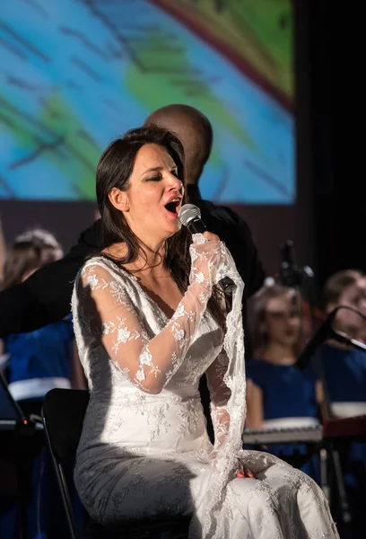 Krakov, Polonya - 7 Aralık 2018: multimedya Noel hitabet - Varşova Futura ve koro Fermata tarafından gerçekleştirilen Bethlehem için. Cracow. Polonya