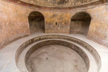 Binaların Vesuvius Volkanı tarafından tahrip Pompei'nin iç. İtalya. 