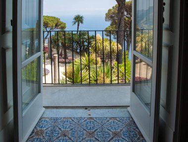 Ravello, İtalya - 16 Haziran 2017: Villa Rufolo Ravello, Bahçe. Amalfi Coast İtalya