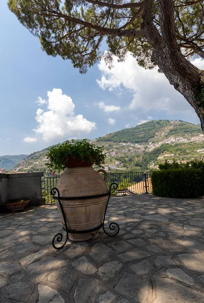 Ravello Italia Junio 2017 Ravellio Una Ciudad Municipio Situado Sobre —  Fotos de Stock