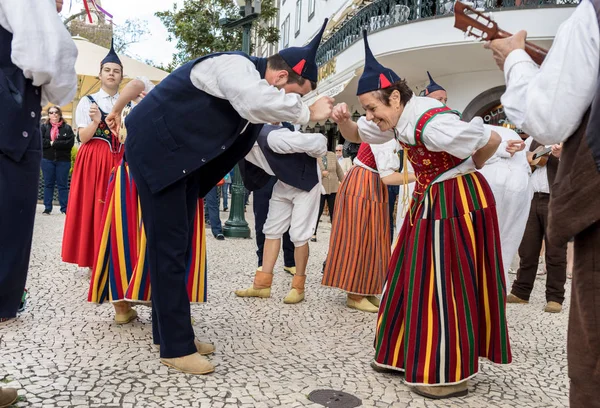 Funchal Portugalsko Dubna 2018 Lidových Hudebníků Tanečníků Avenida Arriaga Funchal — Stock fotografie