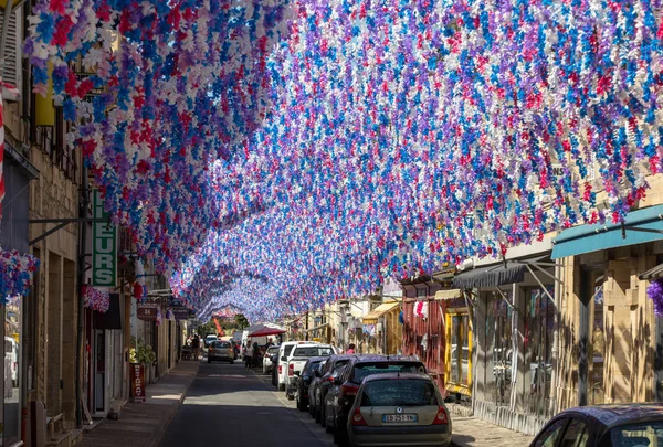 Saint Cyprien France September 2018 Colourful Street Decorations Summer Felibree — Stock Photo, Image