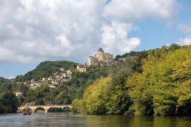 Castelnaud, Dordogne, Fransa - 7 Eylül 2018: Castelnaud Şatosu, Castelnaud-la-Chapelle, Dordogne, Aquitaine, Fransa