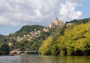 Castelnaud, Dordogne, Fransa - 7 Eylül 2018: Castelnaud Şatosu, Castelnaud-la-Chapelle, Dordogne, Aquitaine, Fransa