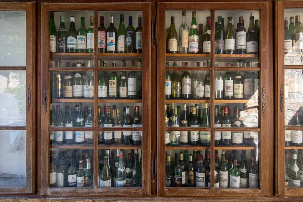 Castelnaud Dordogne France September 2018 Collection Empty Wine Bottles Castelnaud — Stock Photo, Image