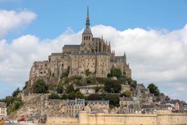 Le Mont-Saint-Michel, ünlü manastırı olan ada, Normandiya, Fransa