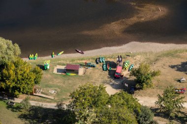  La Roque-Gageac, Aquitaine, Fransa Dordogne nehrinde kano