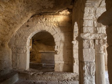  Arles, Fransa yakınlarındaki Montmajour 'da Aziz Peter Manastırı