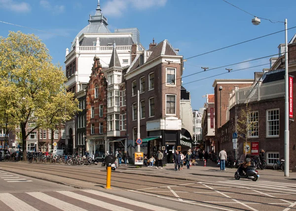 Amsterdã Holanda Abril 2017 Rua Com Casa Amsterdã Dia Ensolarado — Fotografia de Stock