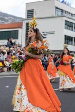 Funchal; Madeira; Portekiz - 22 Nisan; 2018: Funchal şehir Madeira Adası Madeira çiçek Festivali yıllık geçit. Portekiz.