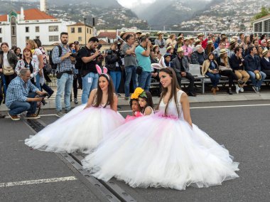 Funchal; Madeira; Portekiz - 22 Nisan; 2018: Funchal şehir Madeira Adası Madeira çiçek Festivali yıllık geçit. Portekiz.