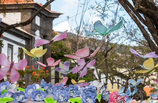 Фуншал Мадейра Португалия Апреля 2018 Года Красочные Декорации Над Улицами — стоковое фото