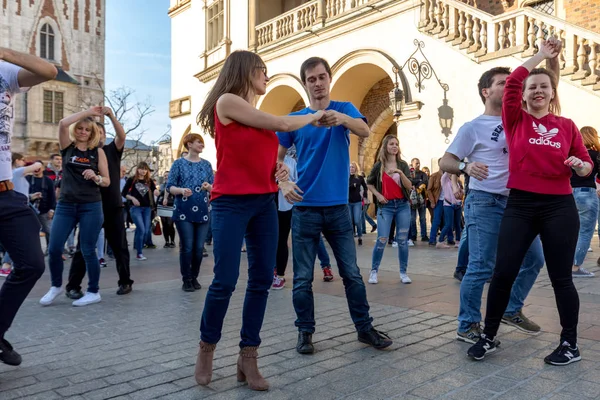 Kraków Polska Maerch 2019 Międzynarodowy Dzień Flashmob Rueda Casino Kilkaset — Zdjęcie stockowe