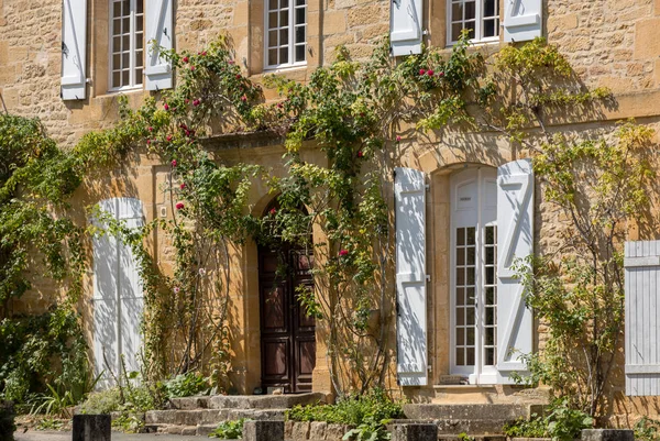 Saint Genies Uma Linda Vila Entre Montignac Sarlat Centro Aldeia — Fotografia de Stock