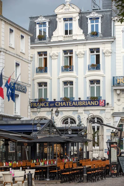 Saint Malo Bretaň Francie Září 2018 Restaurace Lidmi Stolujícími Venku — Stock fotografie