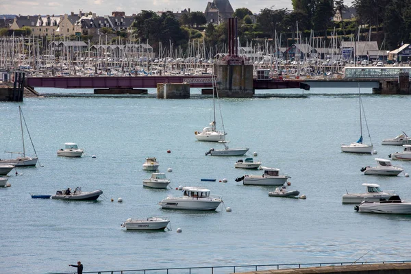 Malo Francie Září 2018 Jachty Čluny Kotvící Přístavu Saint Malo — Stock fotografie